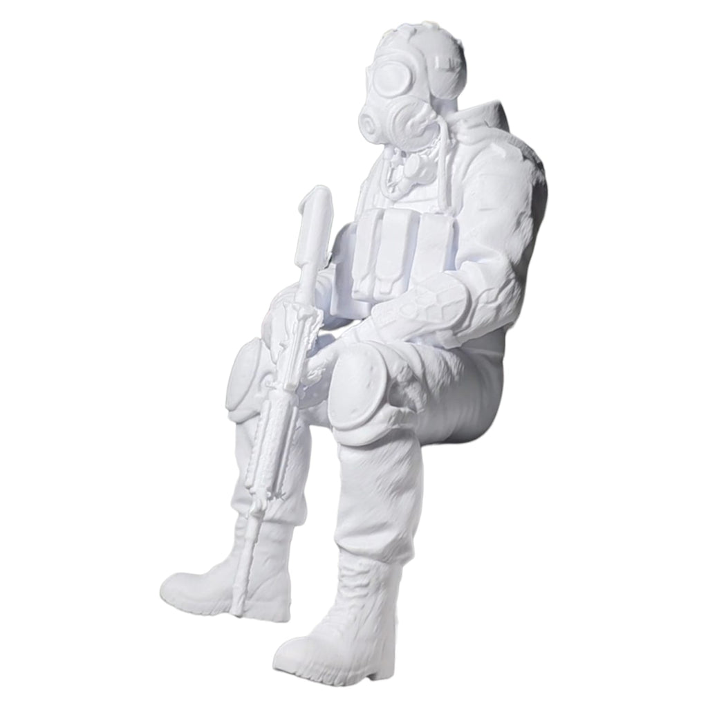 Agent Tactic cu Mască de Gaze – Figurină 3D Imprimată